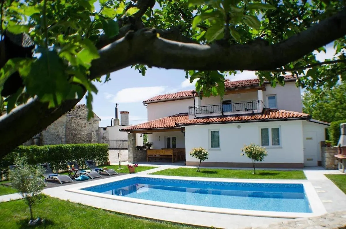 Villa Tomincici By Istrialux Pican